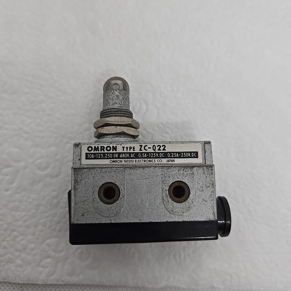 Omron ZC-Q22 Limit Switch Snap Action 10A 125,250 or 480 VAC